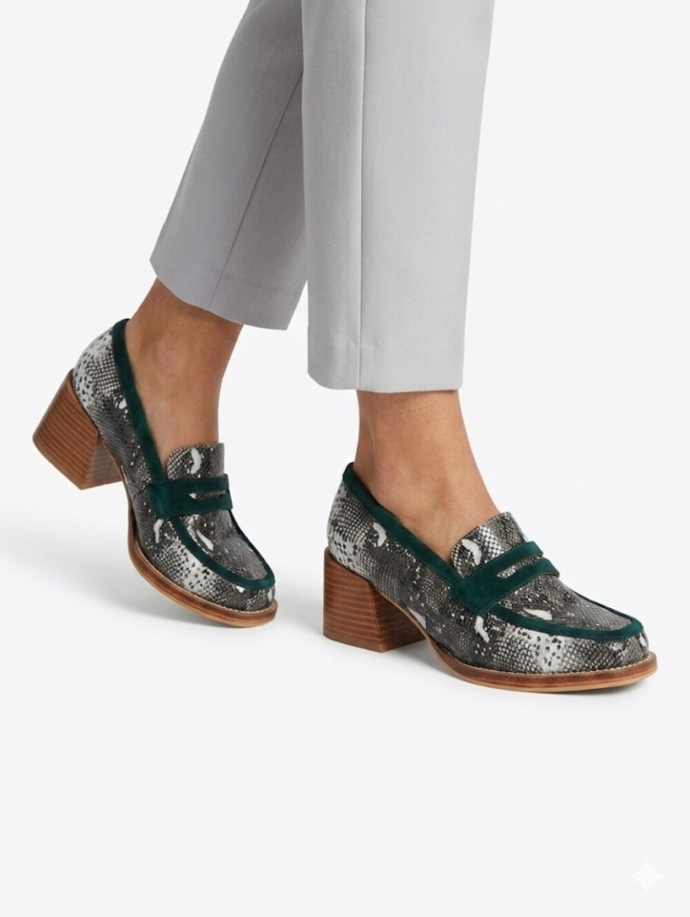 Urban Outfitters Green-Trim Snake Print Block Heel Loafers Size 8